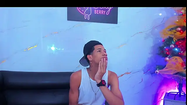 Little nicoll online show from November 2025 10:43:02 PM