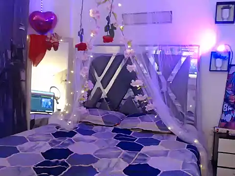 NicoleLerman online show from October 2025 07:11:02 PM