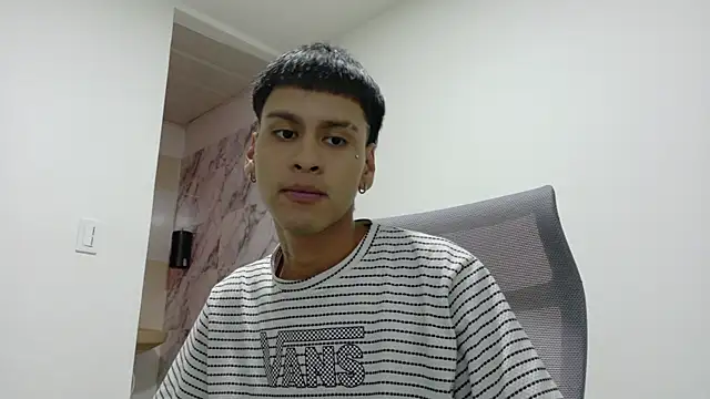 SEBAS LOVER  online show from October 2025 08:09:02 PM