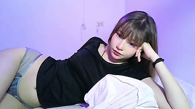 EmuOtori online show from March 2026 12:34:01 PM