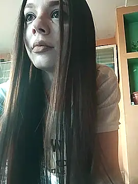 Lady Elsa Snow online show from November 2025 01:10:02 PM