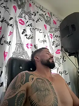 Santiago hot19 online show from October 2025 08:43:02 PM