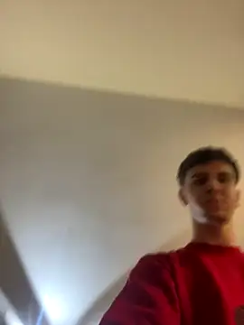 Snapshot of suarezz_ chatting on October 2025 04:07:02 PM suarezz  online show from October 2025 04:07:02 PM