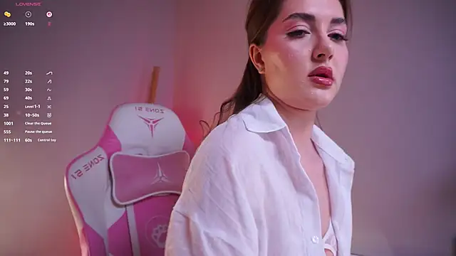 LureOfEva online show from March 2026 08:38:01 PM