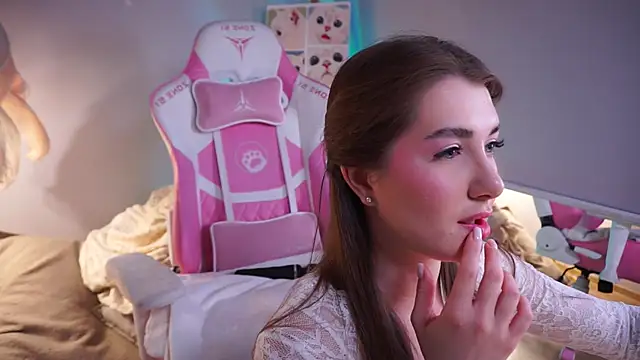 LureOfEva online show from March 2026 08:48:01 PM