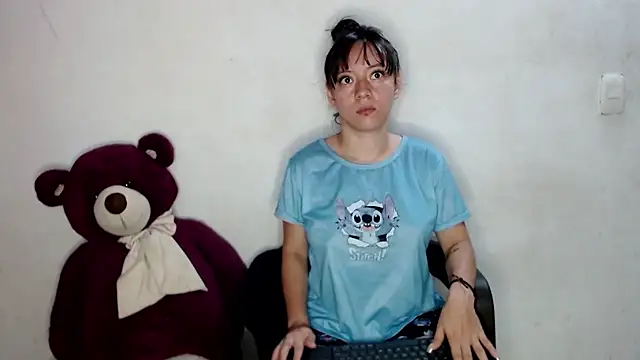 Damara Rolands- online show from January 2026 12:10:02 PM