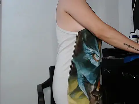 Snapshot of Damara_Rolands- chatting on October 2025 05:12:02 PM Damara Rolands- online show from October 2025 05:12:02 PM