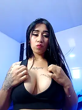 Snapshot of -HelloKitty_ chatting on October 2025 07:42:02 AM -HelloKitty  online show from October 2025 07:42:02 AM