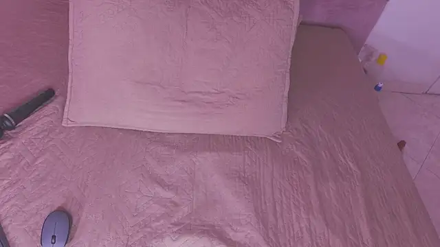 lilylovely  online show from November 2025 07:14:02 PM