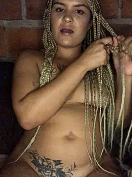 AliceXmoore online show from November 2025 03:17:02 AM