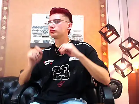 Alex Millerss online show from November 2025 10:31:02 PM