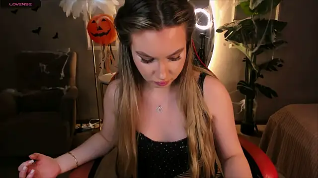  BellaClark online show from October 2025 06:48:01 AM