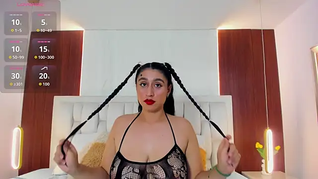 Amara18   online show from May 2026 08:00:02 PM