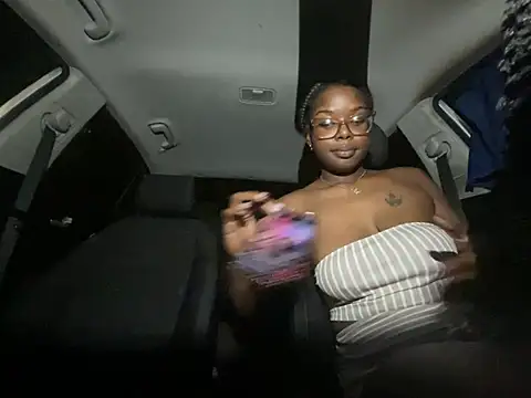 twerkaholic120 online show from July 2026 05:48:02 AM