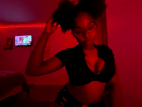 Snapshot of twerkaholic120 chatting on October 2025 04:25:01 AM twerkaholic120 online show from October 2025 04:25:01 AM