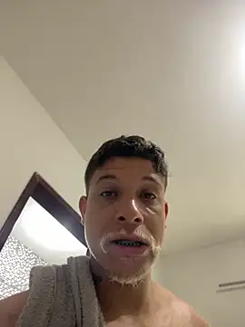 CabaMacho22 online show from October 2025 03:00:02 PM