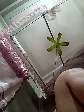 ladzy sexy online show from February 2026 05:10:01 PM