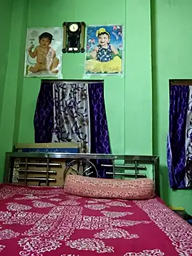 Snapshot of MAGGO-11 chatting on November 2025 06:01:01 PM MAGGO-11 online show from November 2025 06:01:01 PM