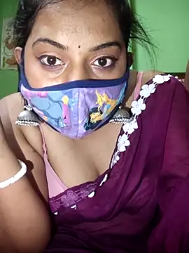 Snapshot of MAGGO-11 chatting on October 2025 06:29:01 PM MAGGO-11 online show from October 2025 06:29:01 PM