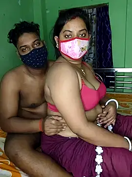 Snapshot of MAGGO-11 chatting on December 2025 06:46:01 PM MAGGO-11 online show from December 2025 06:46:01 PM