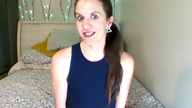 easy briezy online show from March 2026 02:11:01 AM