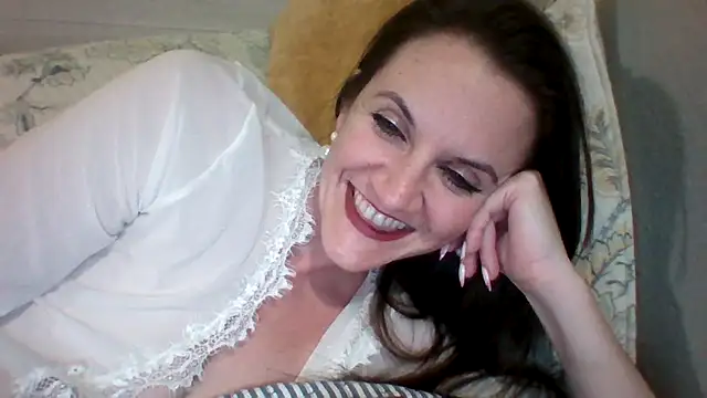 easy briezy online show from February 2026 06:26:01 AM