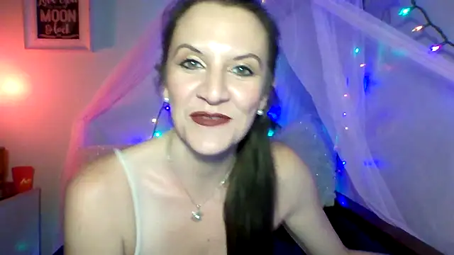 easy briezy online show from December 2025 05:12:02 AM