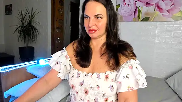 Snapshot of MIRAA_LUV chatting on July 2026 06:31:01 PM MIRAA LUV online show from July 2026 06:31:01 PM