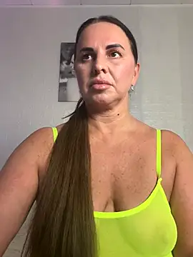 MIRAA LUV online show from October 2025 08:08:02 PM