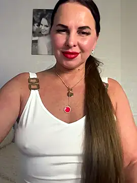 MIRAA LUV online show from November 2025 05:40:01 PM