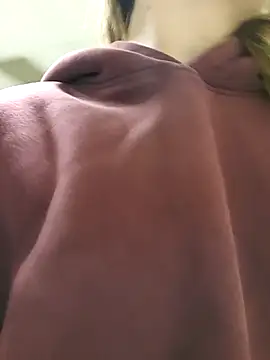 Cassaroll333 online show from November 2025 05:36:02 PM