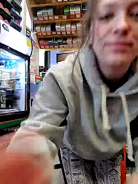 Cassaroll333 online show from February 2026 04:49:01 PM