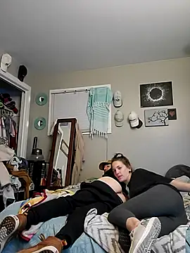 Cassaroll333 online show from November 2025 02:25:01 AM