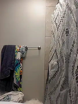 Cassaroll333 online show from April 2026 07:42:01 PM