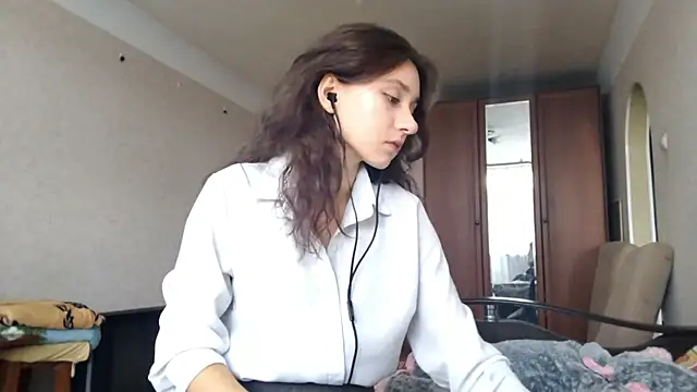 MiaLovelyOne online show from October 2025 08:49:02 AM