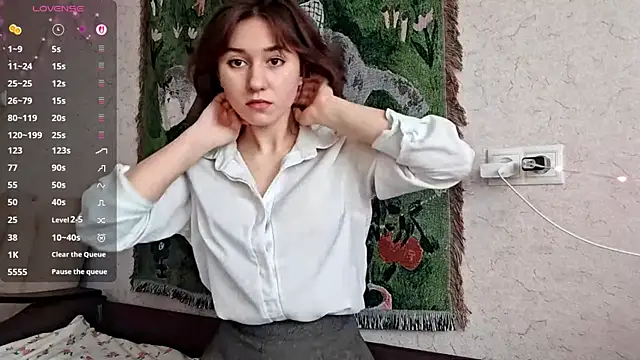 MiaLovelyOne online show from March 2026 08:05:01 AM