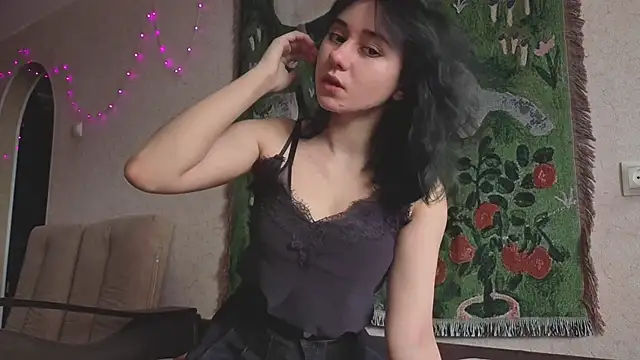 Snapshot of MiaLovelyOne chatting on April 2026 04:27:01 AM MiaLovelyOne online show from April 2026 04:27:01 AM