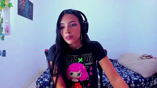 soffycarter1 online show from February 2026 12:11:01 AM