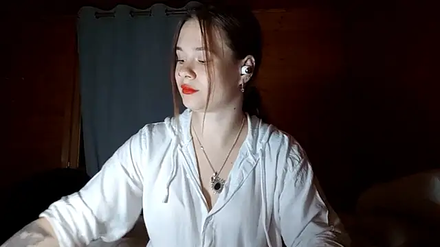 QuiveredFrown online show from October 2025 05:47:01 PM