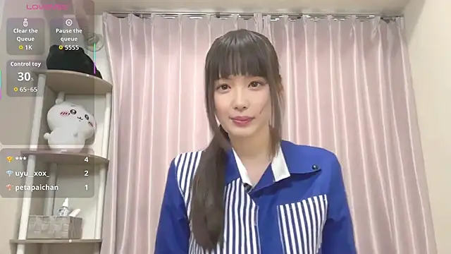 Snapshot of mai-chan_ chatting on October 2025 02:22:02 AM mai-chan online show from October 2025 02:22:02 AM