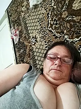 Snapshot of MilaCold5443 chatting on June 2026 04:43:02 AM MilaCold5443 online show from June 2026 04:43:02 AM