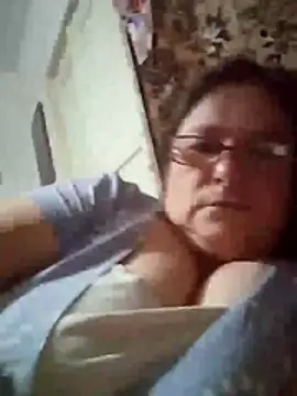 Snapshot of MilaCold5443 chatting on November 2025 05:40:02 AM MilaCold5443 online show from November 2025 05:40:02 AM