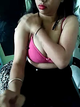 Snapshot of Parya_109 chatting on December 2025 05:34:01 AM Parya 109 online show from December 2025 05:34:01 AM