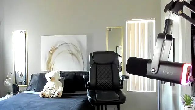 Snapshot of Myonnathegod chatting on October 2025 10:32:02 PM Myonnathegod online show from October 2025 10:32:02 PM