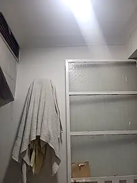 AbbyLewiis online show from December 2025 10:03:02 AM