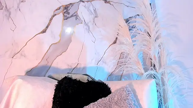 AbbyLewiis online show from October 2025 01:21:02 PM