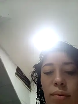 AbbyLewiis online show from October 2025 11:09:01 AM