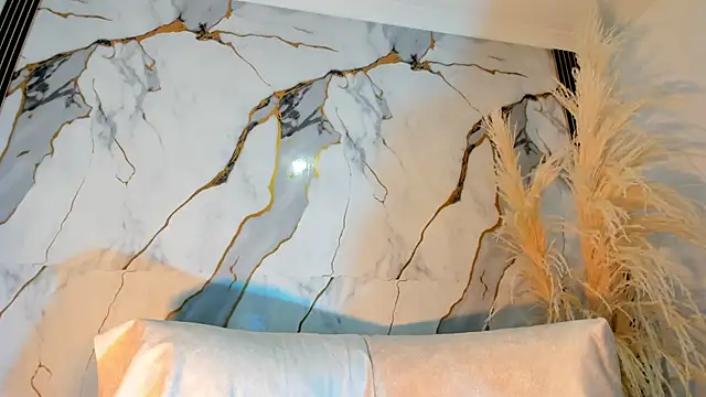 AbbyLewiis online show from October 2025 12:48:02 PM