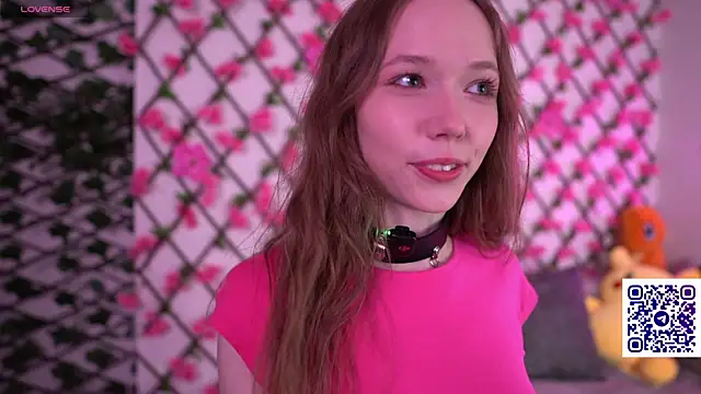 Petite Polly online show from October 2025 08:09:02 PM