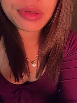 hello-cute online show from January 2026 12:58:02 AM